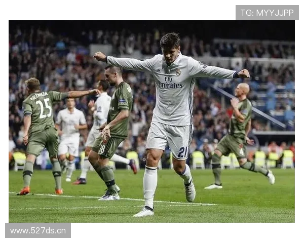 阿什拉夫：皇马青训速度型边后卫生涯起点解析