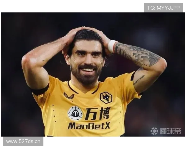 内维斯与罗德里：控场后腰战术角色差异解析